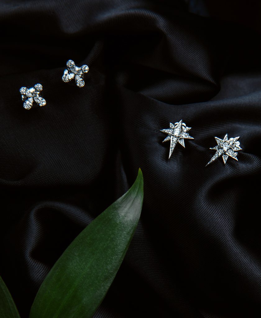 Diamond stud earrings, Nagpur