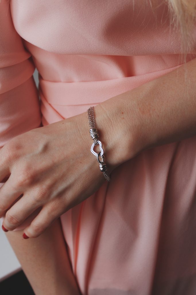 Silver bracelet with heart pendant, Nagpur