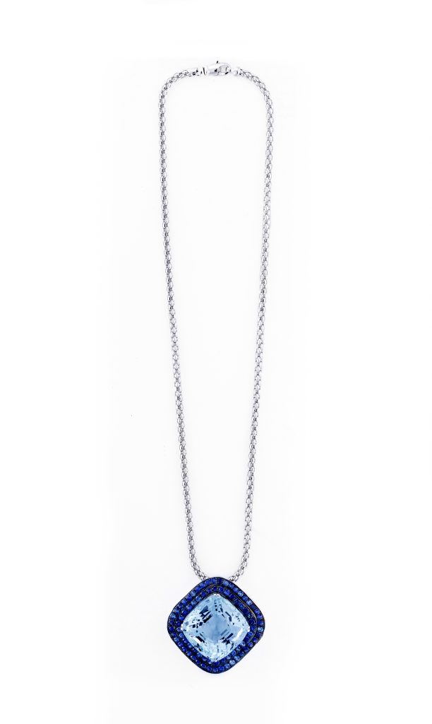 Diamond necklace with gemstones, Nagpur