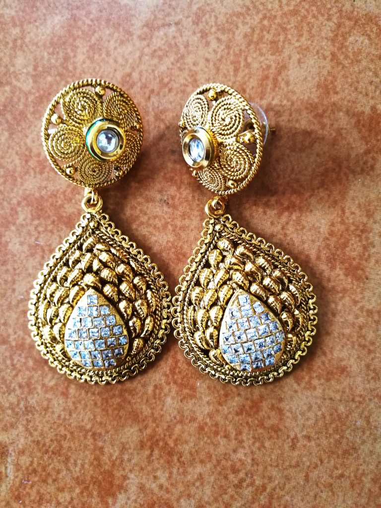 best gold earrings shop in nagpur